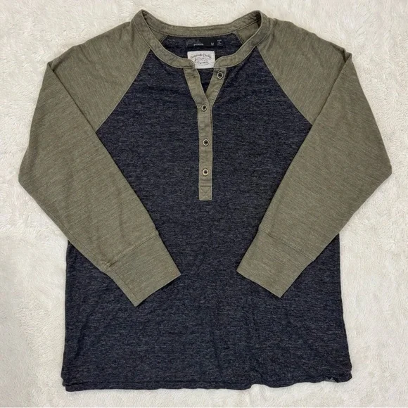 Prana Olive and Charcoal 3/4 Sleeve Shirt - Picture 1 of 10